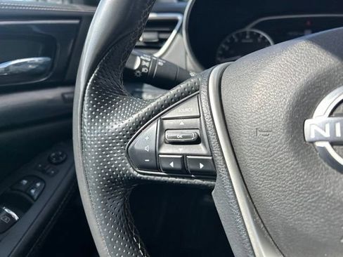 Used 2023 Nissan Maxima Platinum w/ Sport Mat Group FWD image 21