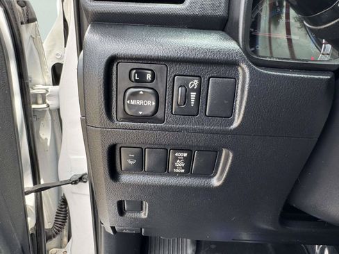Used 2019 Toyota 4Runner TRD Off-Road AWD/4WD image 24