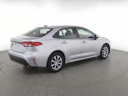 Used 2025 Toyota Corolla LE FWD image 36