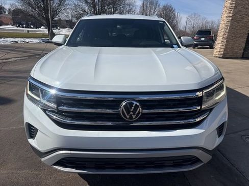 Used 2023 Volkswagen Atlas Cross Sport SE image 8