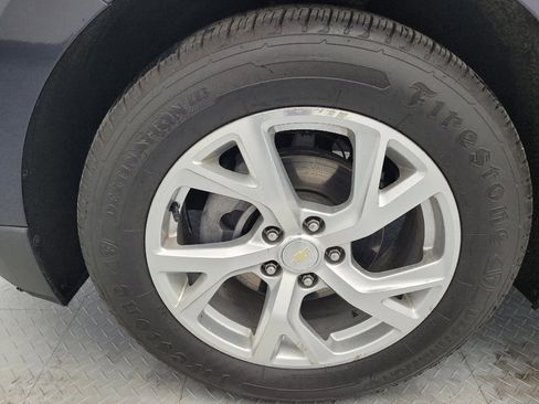 Used 2020 Chevrolet Equinox LT image 31