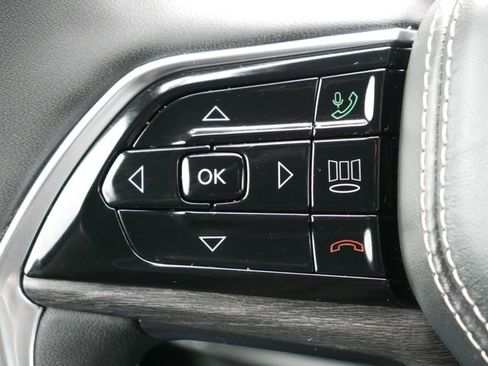 Used 2023 Jeep Grand Cherokee L Overland image 27