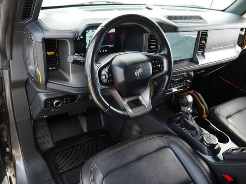 Used 2024 Ford Bronco Badlands AWD/4WD image 11