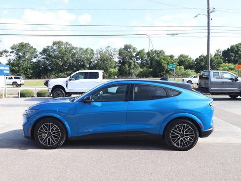 Certified 2025 Ford Mustang Mach-E Premium AWD/4WD image 8