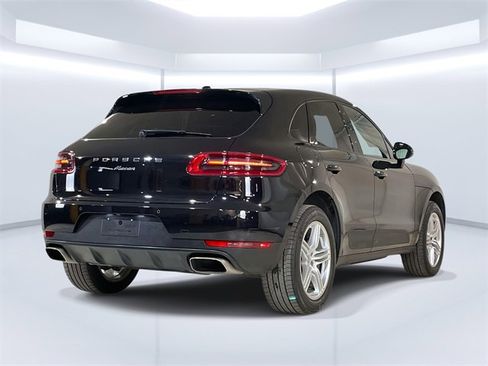 Used 2018 Porsche Macan image 6