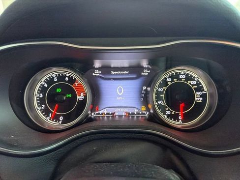 Used 2022 Jeep Cherokee Latitude Lux AWD/4WD image 4