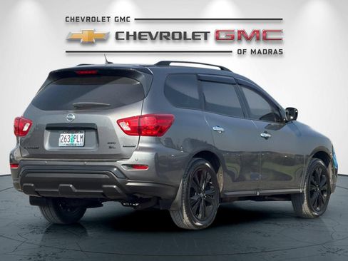 Used 2018 Nissan Pathfinder SL w/ Midnight Edition Package AWD/4WD image 3