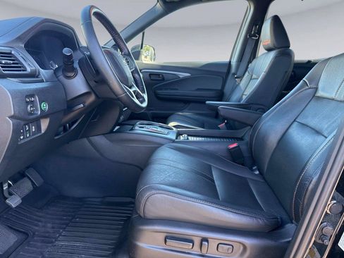 Certified 2023 Honda Passport TrailSport image 22