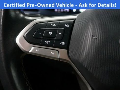 Certified 2024 Volkswagen Taos SE image 23