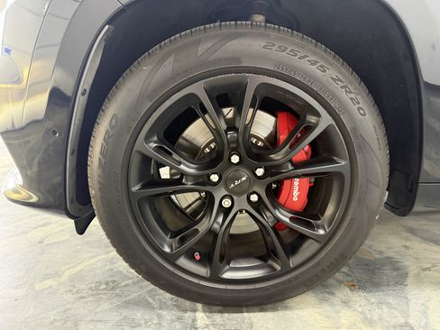 Used 2017 Jeep Grand Cherokee SRT AWD/4WD image 27