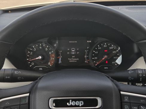 Used 2024 Jeep Compass Limited AWD/4WD image 17