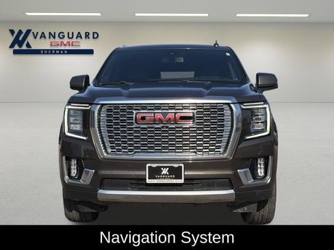 Used 2021 GMC Yukon XL Denali RWD image 3
