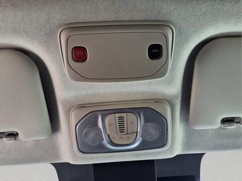 New 2026 RAM ProMaster 2500 w/ Convenience Group FWD image 21