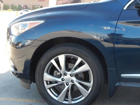 Used 2015 INFINITI QX60 Luxe w/ Deluxe Touring Package AWD/4WD image 17