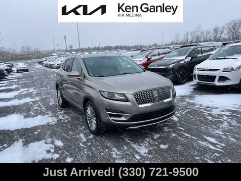 Used 2019 Lincoln MKC Premiere image 3