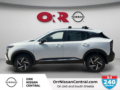 New 2026 Nissan Kicks SV w/ Cold Weather Package FWD image 8