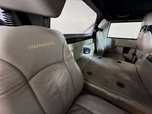 Used 2003 HUMMER H1 4-Door Open Top AWD/4WD image 36