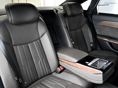 Used 2021 Audi A8 L 3.0T image 38