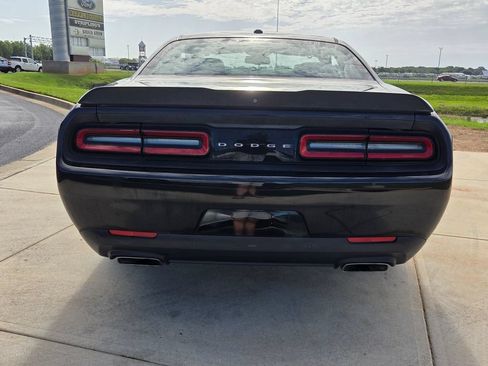 Used 2019 Dodge Challenger R/T w/ Blacktop Package RWD image 7