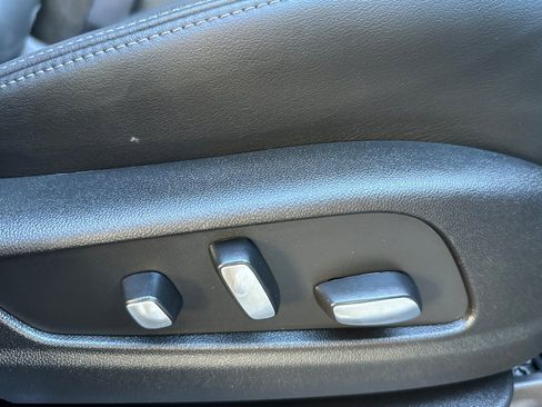 Certified 2024 Cadillac XT6 Premium Luxury image 25