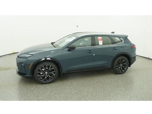 New 2025 Toyota Crown Signia image 2