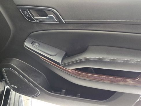 Used 2015 GMC Yukon XL SLT w/ Open Road Package image 3