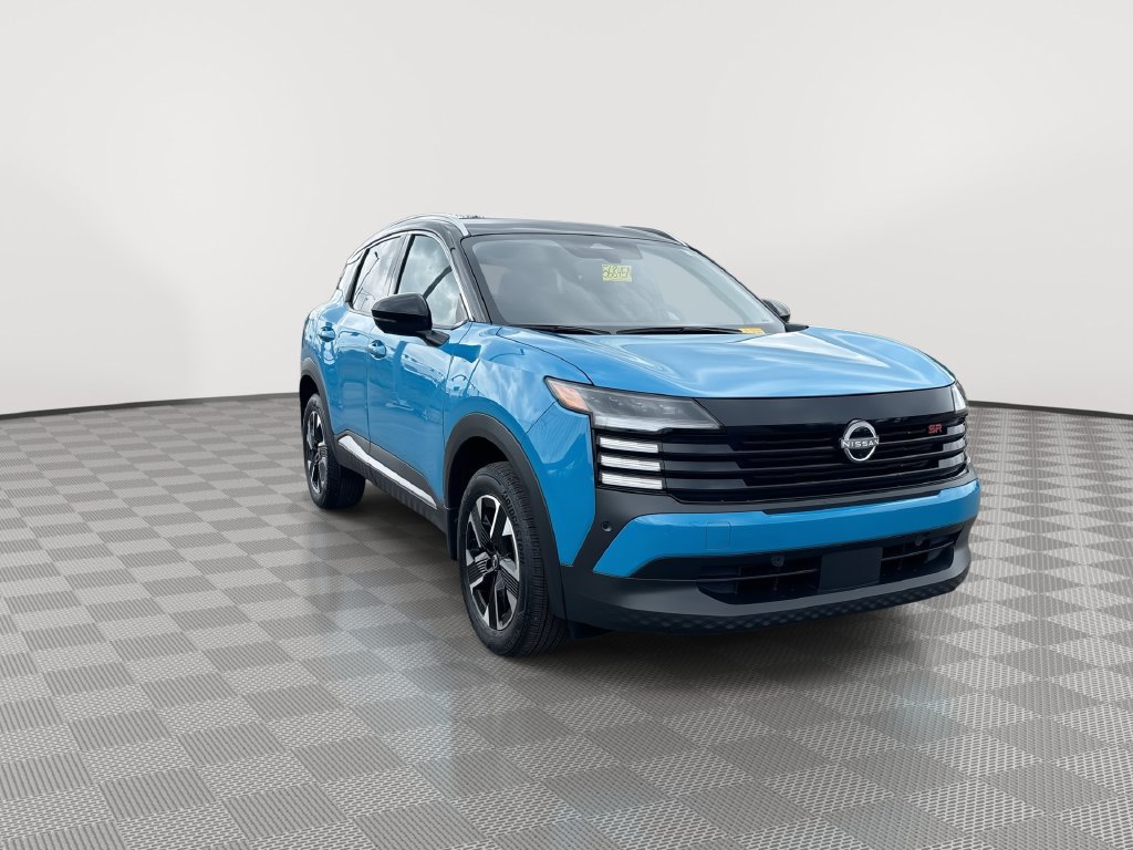 Certified 2025 Nissan Kicks SR FWD image 3