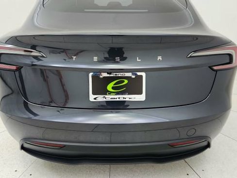 Used 2025 Tesla Model 3 Long Range image 11