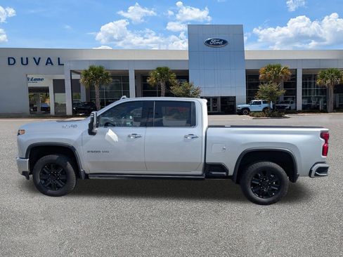 Used 2021 Chevrolet Silverado 2500 High Country w/ Z71 Off-Road Package image 7