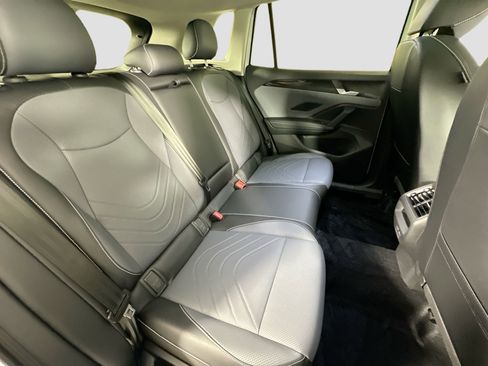 New 2026 Volkswagen Tiguan SE image 25