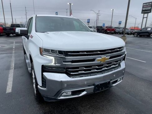Used 2021 Chevrolet Silverado 1500 LTZ w/ Z71 Off-Road Package AWD/4WD image 4