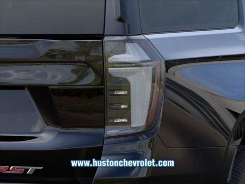 New 2026 Chevrolet Suburban RST w/ Comfort Package AWD/4WD image 11