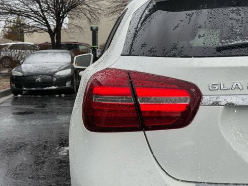 Used 2019 Mercedes-Benz GLA 250 image 33