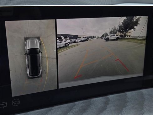 Used 2025 Cadillac Escalade IQ Sport 2 w/ LPO, ONYX Package image 23