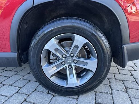 Used 2024 Honda Pilot EX-L image 11