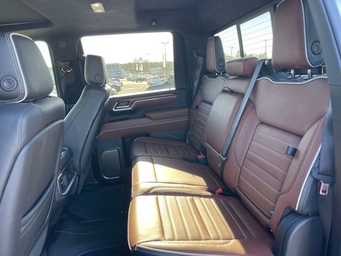 Used 2025 GMC Sierra 2500 Denali Ultimate image 22