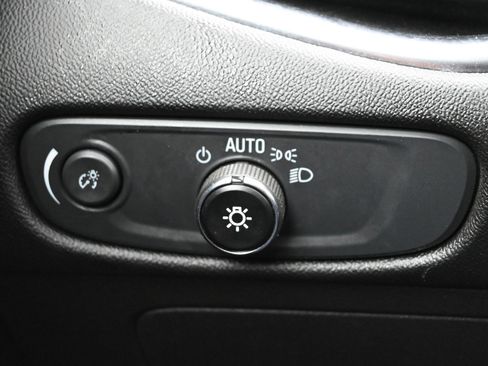 Used 2024 Chevrolet Malibu LT FWD image 19