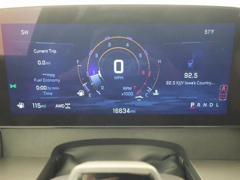 Certified 2024 Chevrolet Traverse LT w/ Enhanced Driving Package image 13