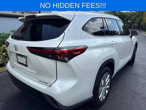 Used 2020 Toyota Highlander Limited FWD image 6