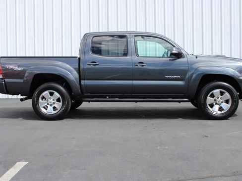 Used 2013 Toyota Tacoma PreRunner w/ TRD Sport Pkg RWD image 7