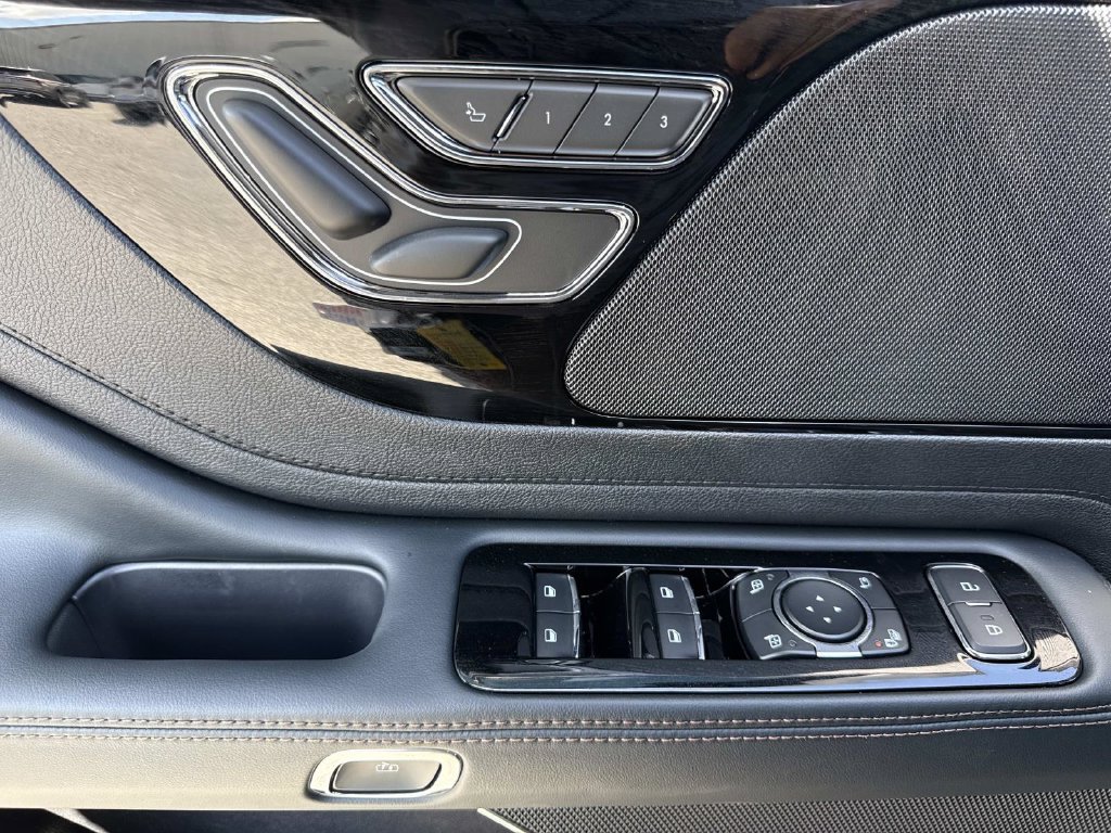 New 2026 Lincoln Aviator 2WD image 20