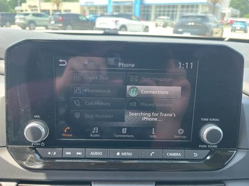 Used 2024 Nissan Pathfinder S FWD image 21
