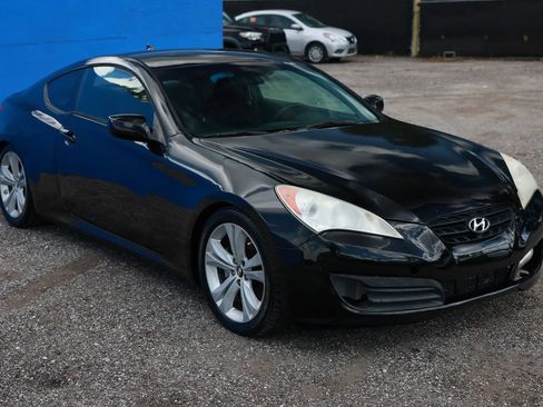 Used 2012 Hyundai Genesis 2.0T RWD image 9