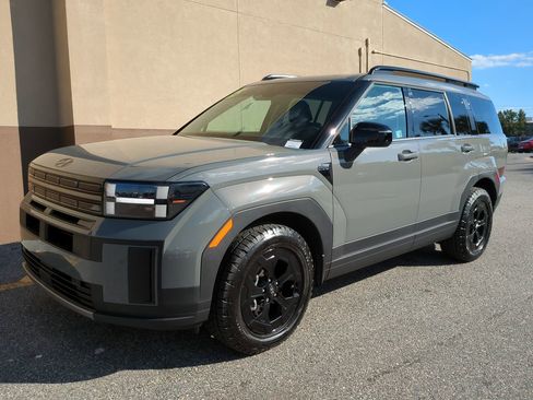 Used 2025 Hyundai Santa Fe XRT image 8