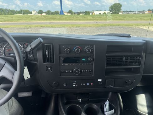New 2025 Chevrolet Express 3500 w/ Power Convenience Package image 14