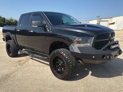 Used 2015 RAM 1500 Lone Star AWD/4WD image 9