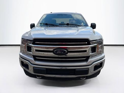 Used 2018 Ford F150 XLT w/ Equipment Group 302A Luxury image 4