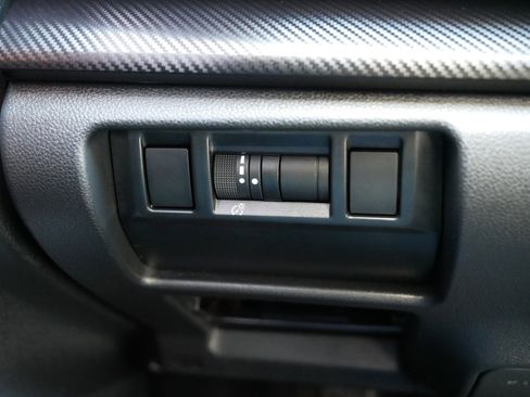 Used 2024 Subaru Crosstrek 2.0i Premium image 26