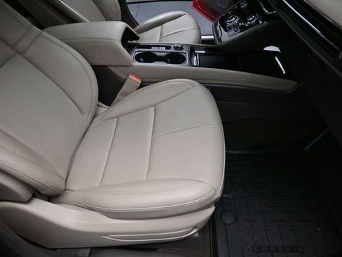 Used 2022 Lincoln Corsair AWD w/ Equipment Group 101A image 28