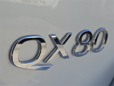 Certified 2024 INFINITI QX80 Sensory image 18